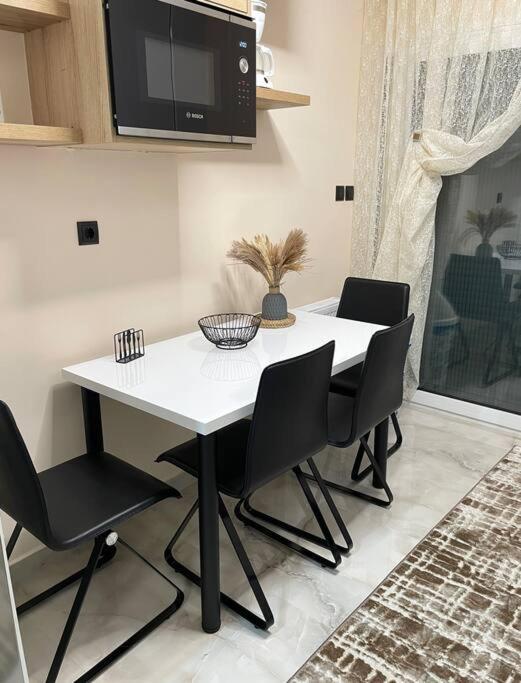 The Modern Apartment Салоники Экстерьер фото
